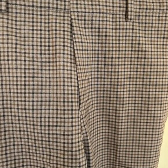 NWOT Uniqlo Plaid Checkered Trouser Work Pants with stretchy elastic waist - Picture 2 of 6